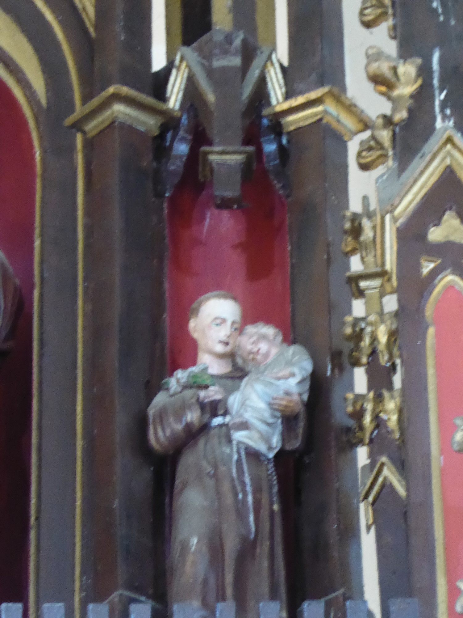 2 Kościół parafialny pw. Bożego Ciała i św. Jadwigi Śląskiej w Orłowie.